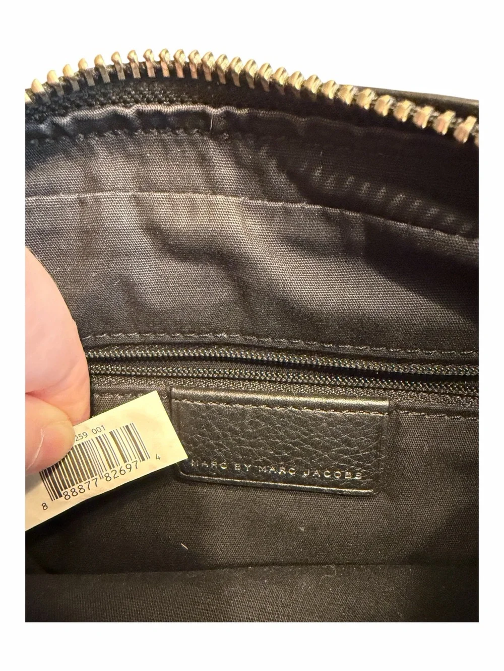 Marc Jacobs Black Leather Crossbody Camera Bag w/adjustable Strap
